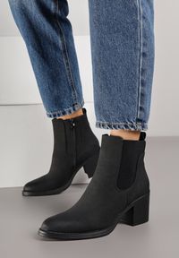 Born2be - Czarne Botki w Stylu Sztybletów na Słupku Hevea. Okazja: na spotkanie biznesowe, do pracy, na co dzień. Zapięcie: zamek. Kolor: czarny. Materiał: jeans. Wzór: aplikacja. Obcas: na słupku. Styl: klasyczny, biznesowy, casual, elegancki