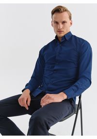 Pako Lorente - PAKO LORENTE – Gładka elegancka koszula męska w kolorze granatowym. Typ kołnierza: kołnierzyk klasyczny. Kolor: niebieski. Materiał: bawełna. Długość rękawa: długi rękaw. Długość: długie. Wzór: gładki. Styl: elegancki #4