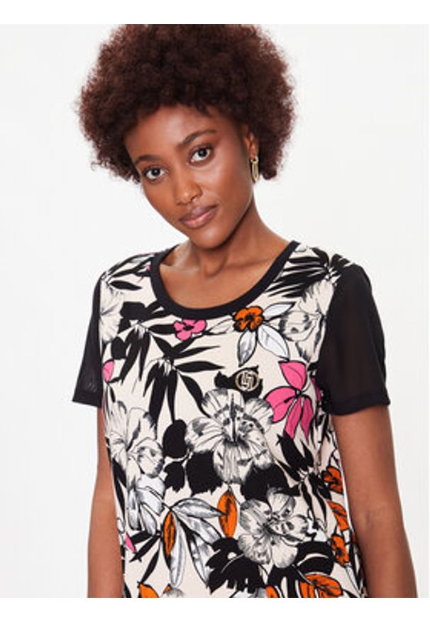 Liu Jo Sport Sukienka codzienna TA3163 J6182 Beżowy Regular Fit. Okazja: na co dzień. Kolor: beżowy. Materiał: wiskoza. Typ sukienki: proste, sportowe. Styl: sportowy, casual