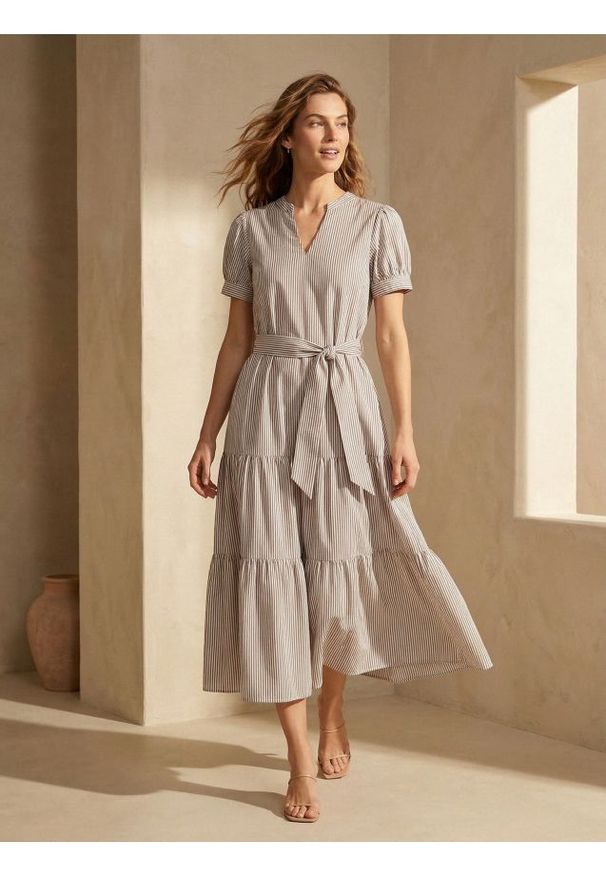 Sinsay - Sukienka midi z efektem stopniowania i materiałowym paskiem - wielobarwny. Materiał: materiał. Długość: midi