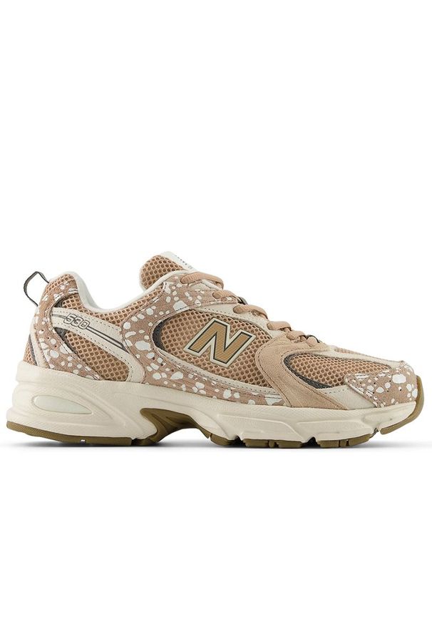 Buty unisex New Balance U53028U - beżowe. Kolor: beżowy. Materiał: syntetyk, materiał. Szerokość cholewki: normalna. Sezon: lato. Sport: turystyka piesza