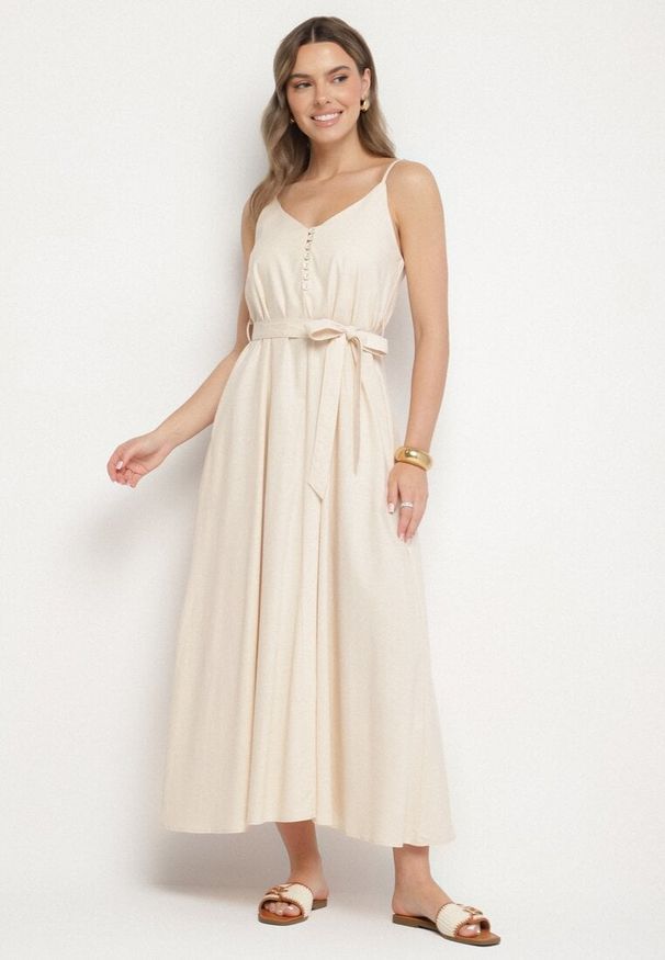 Born2be - Beżowa Sukienka z Wiskozą i Bawełną Ozdobiona Paskiem Saviliae. Kolor: beżowy. Materiał: bawełna, wiskoza. Długość rękawa: na ramiączkach. Wzór: aplikacja. Styl: elegancki