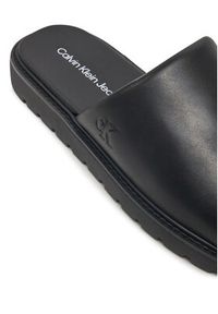 Calvin Klein Jeans Klapki YM0YM01227 Czarny. Kolor: czarny. Materiał: skóra #6