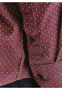 Pako Lorente - PAKO LORENTE - Bordowa koszula w geometryczny wzór. Kolor: czerwony. Materiał: bawełna, elastan. Długość rękawa: długi rękaw. Długość: długie. Wzór: geometria. Sezon: jesień #4