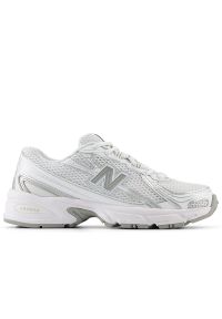 Buty młodzieżowe New Balance GR740WM - białe. Kolor: biały. Materiał: materiał, syntetyk. Szerokość cholewki: normalna. Sezon: lato. Sport: turystyka piesza #1