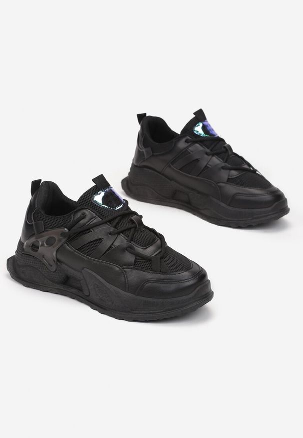 Born2be - Czarne Sneakersy Echowen. Wysokość cholewki: przed kostkę. Kolor: czarny. Materiał: materiał. Szerokość cholewki: normalna. Wzór: aplikacja, napisy