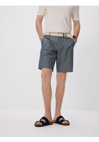 Reserved - Szorty chino z paskiem - granatowy. Kolor: niebieski. Materiał: bawełna #1