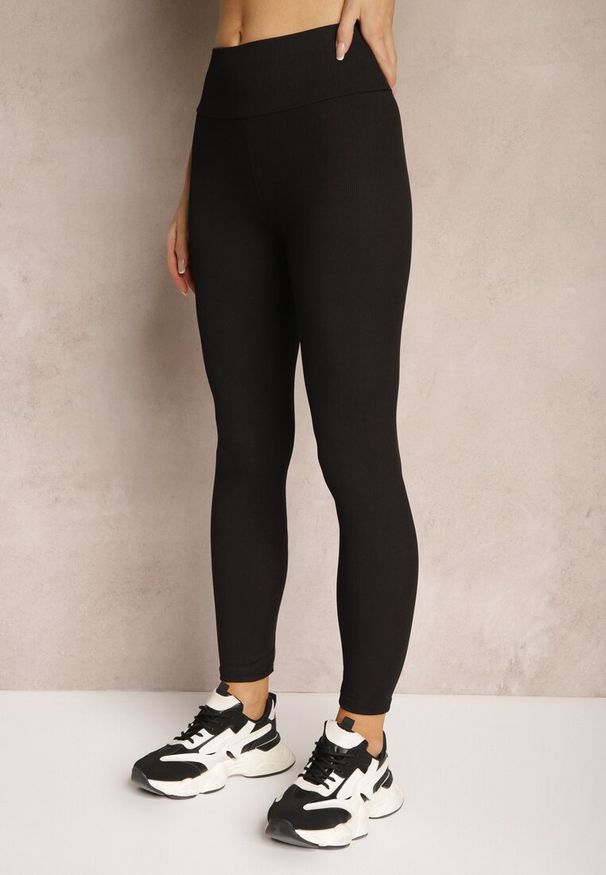 Renee - Czarne Prążkowane Legginsy High Waist Irillia. Okazja: na co dzień. Stan: podwyższony. Kolor: czarny. Materiał: prążkowany. Długość: długie. Styl: casual, elegancki
