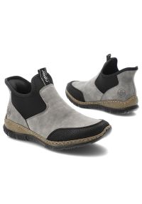 Szare Botki Rieker Wsuwane Obuwie Damskie. Okazja: na co dzień. Zapięcie: bez zapięcia. Kolor: szary. Materiał: jeans, materiał. Styl: casual, elegancki, sportowy #4