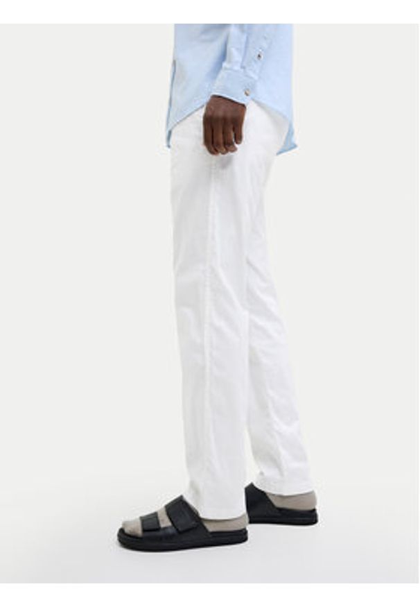 Jack & Jones - Jack&Jones Spodnie materiałowe Kane 12274977 Biały Relaxed Fit. Kolor: biały. Materiał: bawełna