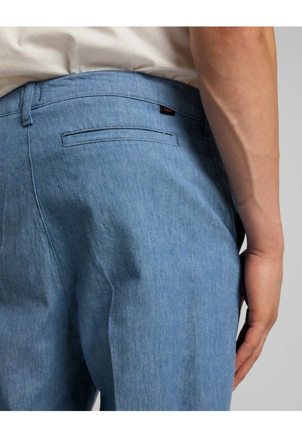 Lee - SPODNIE MĘSKIE LEE TAPERED CHINO RINSE L70RNB36 112118725