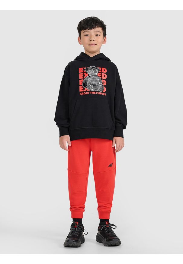 4f - 4F Spodnie dresowe joggery chłopięce - czerwone 140 (9-10 lat). Okazja: na co dzień. Kolor: czerwony. Materiał: dresówka. Wzór: gładki, ze splotem. Sezon: lato. Styl: casual, sportowy
