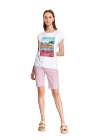 TOP SECRET - T-shirt damski z kolorowym nadrukiem we flamingi. Kolor: biały. Materiał: tkanina, bawełna. Długość rękawa: krótki rękaw. Długość: krótkie. Wzór: nadruk, kolorowy. Sezon: lato. Styl: wakacyjny #4