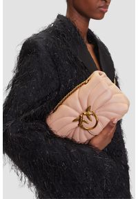 Pinko - PINKO Różowa kopertówka Love Puff Mini CL. Kolor: różowy. Materiał: skórzane. Styl: elegancki #4