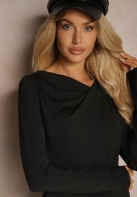 Renee - Czarna Bluzka z Marszczeniami Przy Dekolcie i Talii Zailene. Okazja: na spotkanie biznesowe. Kolor: czarny. Materiał: jeans, materiał, wiskoza. Styl: biznesowy, elegancki