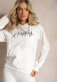 Renee - Biała Bluza Ozdobiona Napisem z Kangurkową Kieszenią i Kapturem Hecconia. Kolor: biały. Wzór: napisy, aplikacja #3