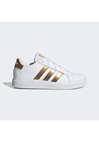 Adidas - Grand Court Sustainable Lace Shoes. Kolor: biały, wielokolorowy, żółty. Materiał: materiał. Sport: tenis