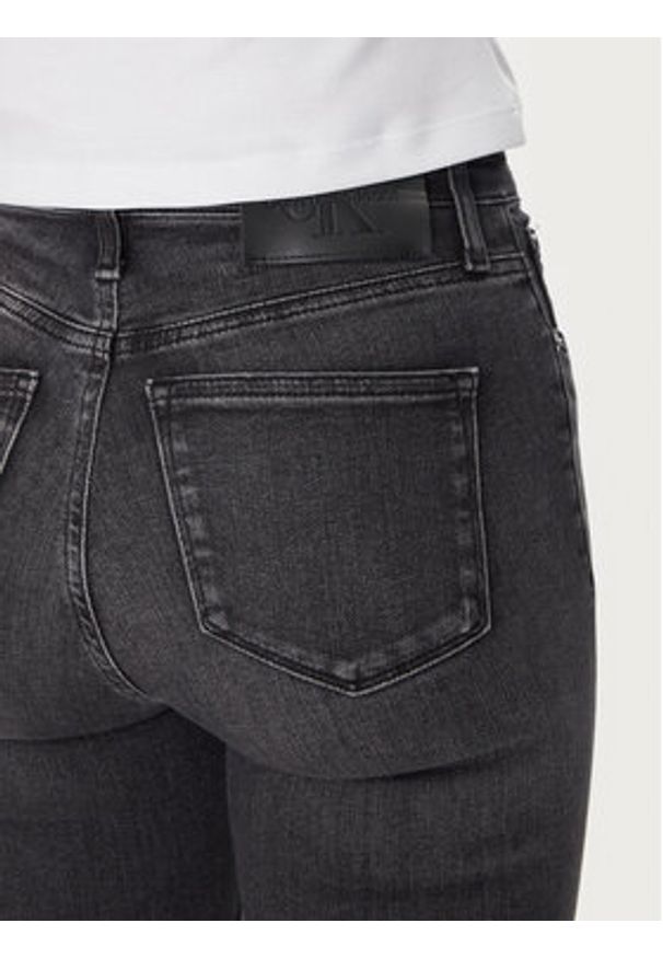 Calvin Klein Jeans Jeansy J20J225509 Czarny Super Skinny Fit. Kolor: czarny