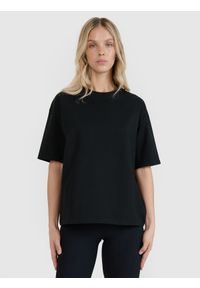 4f - 4F T-shirt oversize z nadrukiem damski - czarny XS. Okazja: na co dzień. Kolor: czarny. Materiał: jersey, tkanina, dzianina, bawełna, materiał. Długość rękawa: krótki rękaw. Długość: krótkie. Wzór: nadruk. Styl: sportowy, klasyczny, casual