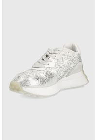 Liu Jo sneakersy LOLO 07 kolor srebrny BA2207TX24600532. Nosek buta: okrągły. Zapięcie: sznurówki. Kolor: srebrny. Materiał: guma. Obcas: na platformie #2