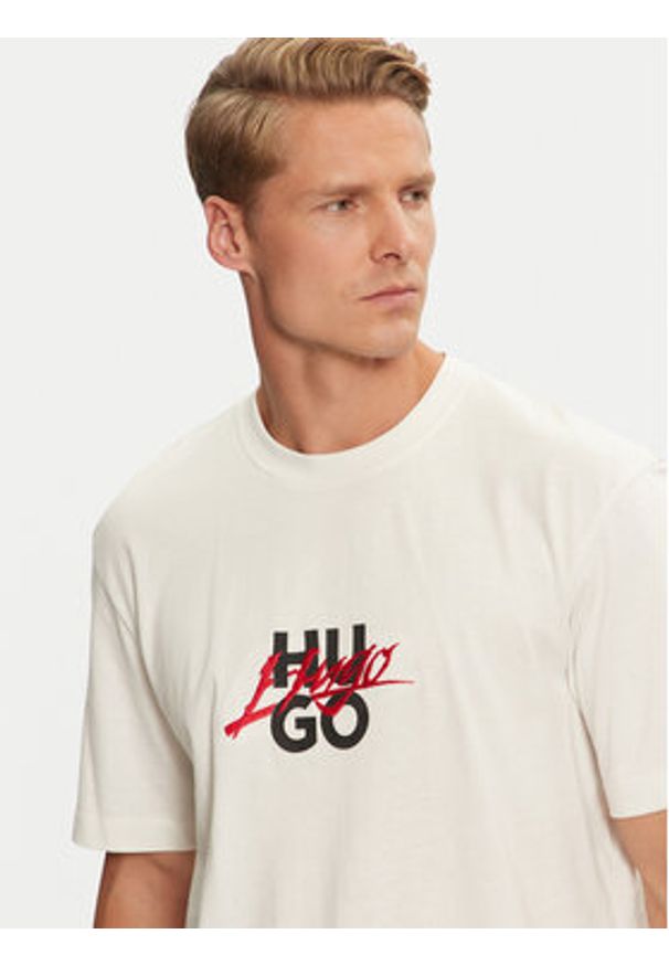 Hugo T-Shirt Dlongny 50521076 Écru Relaxed Fit. Materiał: bawełna