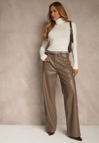 Renee - Jasnobeżowy Golf z Bawełną w Klasycznym Stylu Reiredia. Typ kołnierza: golf. Kolor: beżowy. Materiał: bawełna. Styl: klasyczny #5