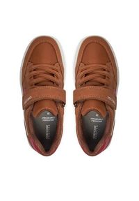 Geox Sneakersy J Arzach Boy J454AA 0FUME C0056 S Brązowy. Kolor: brązowy