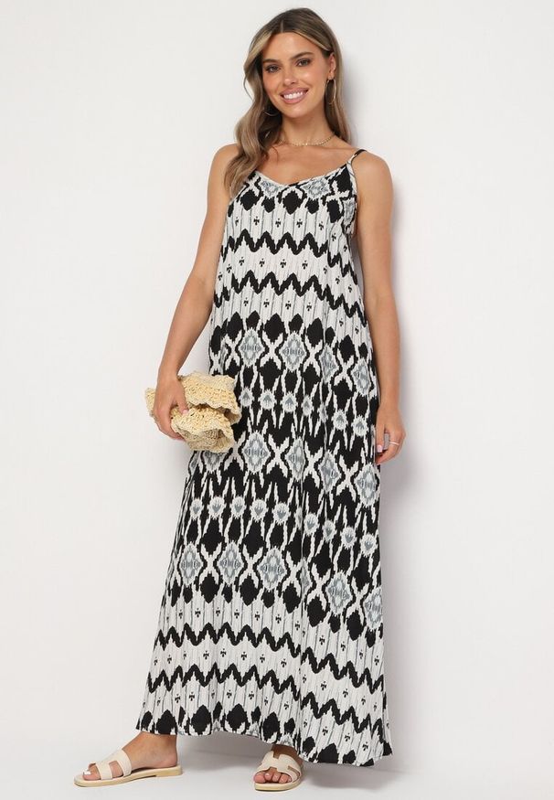 Born2be - Czarno-Biała Wiskozowa Sukienka na Regulowanych Ramiączkach o Geometrycznym Wzorze Vididia. Okazja: na co dzień, na plażę. Kolor: czarny. Materiał: wiskoza. Długość rękawa: na ramiączkach. Wzór: geometria. Styl: klasyczny, casual, wakacyjny
