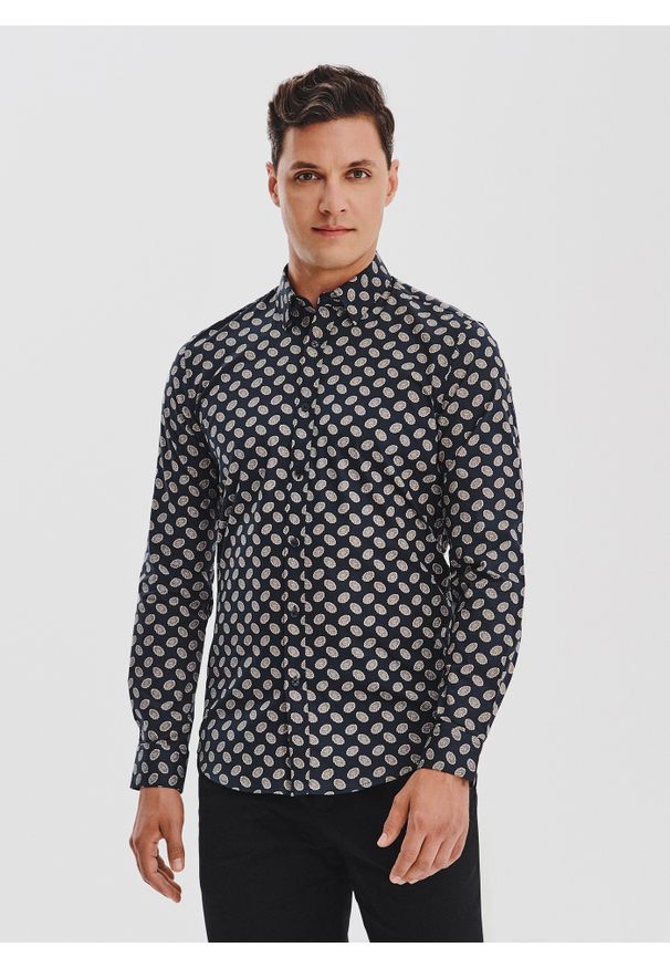 Pako Lorente - PAKO LORENTE – Czarna koszula w kwiaty. Kolor: niebieski, czarny. Materiał: bawełna, elastan. Długość rękawa: długi rękaw. Długość: długie. Wzór: kwiaty