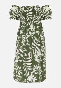 Born2be - Zielona Wiskozowa Sukienka Hiszpanka w Kwiatowy Wzór Berinira. Okazja: na co dzień. Typ kołnierza: dekolt hiszpanka. Kolor: zielony. Materiał: wiskoza. Wzór: kwiaty. Sezon: lato. Typ sukienki: z odkrytymi ramionami, proste. Styl: casual, elegancki #2