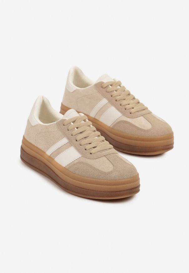 Born2be - Ciemnobeżowe Płaskie Sneakersy Ozdobione Paskami Norili. Nosek buta: okrągły. Zapięcie: pasek. Kolor: beżowy. Wzór: aplikacja. Obcas: na obcasie. Wysokość obcasa: niski