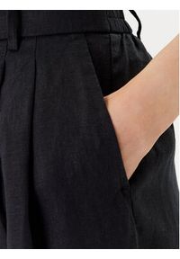 United Colors of Benetton - United Colors Of Benetton Bermudy 4AGHD901V Czarny Relaxed Fit. Kolor: czarny. Materiał: len #2