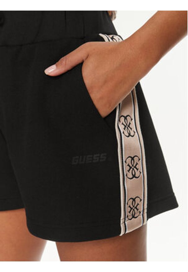 Guess Szorty sportowe Britney V3GD13 KB3P2 Czarny Loose Fit. Kolor: czarny. Materiał: syntetyk