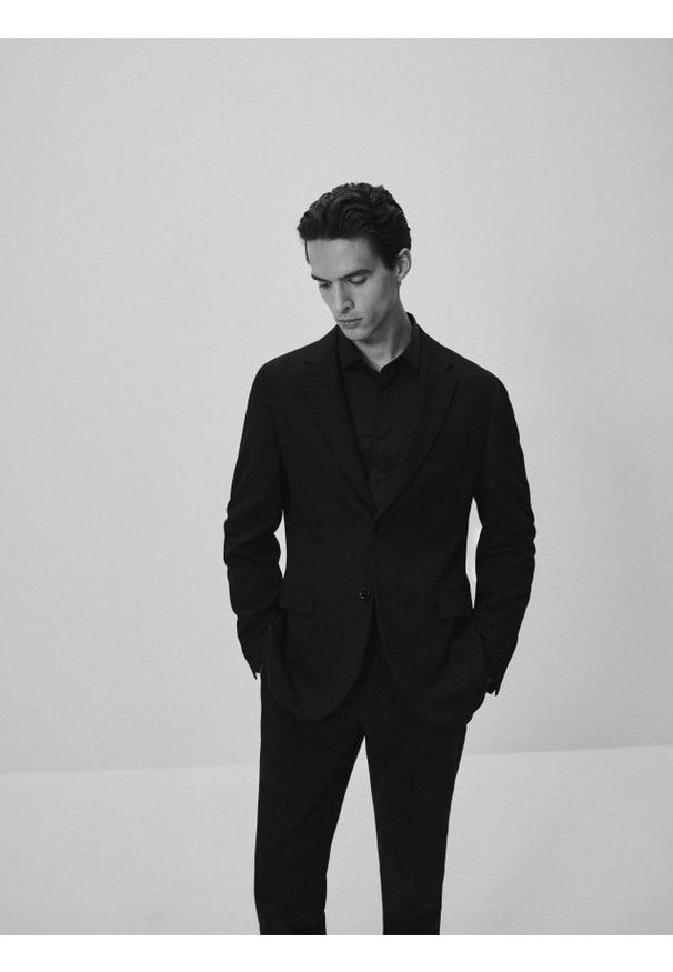 Reserved - Marynarka slim fit - czarny. Kolor: czarny. Materiał: wiskoza, tkanina