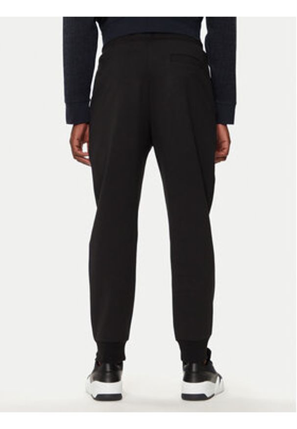 Armani Exchange Spodnie dresowe 6DZPAB ZJKBZ 1200 Czarny Regular Fit. Kolor: czarny. Materiał: bawełna