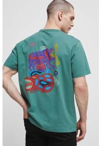 medicine - Medicine t-shirt bawełniany męski kolor zielony z nadrukiem. Kolor: zielony. Materiał: bawełna. Długość rękawa: krótki rękaw. Długość: krótkie. Wzór: nadruk. Styl: klasyczny #3