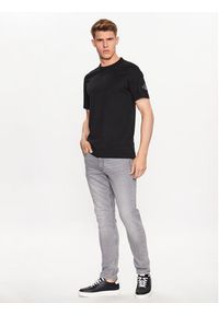 Calvin Klein Jeans T-Shirt J30J323484 Czarny Regular Fit. Kolor: czarny. Materiał: bawełna #5