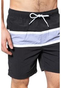 Wrangler - SPODENKI WRANGLER SWIMSHORT FADED BLACK W4B01WDV6. Kolor: czarny. Wzór: kolorowy #9