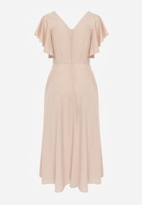 Renee - Beżowa Sukienka o Rozkloszowanym Kroju z Falbanami Bouchard. Typ kołnierza: dekolt w kształcie V. Kolor: beżowy. Materiał: tkanina. Wzór: jednolity, gładki. Styl: wizytowy, klasyczny. Długość: maxi #8