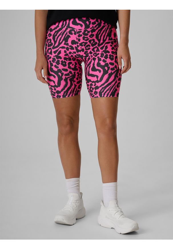4f - 4F Legginsy kolarki dzianinowe damskie - różowe L. Kolor: różowy. Materiał: dzianina. Długość: długie. Wzór: nadruk. Sezon: lato