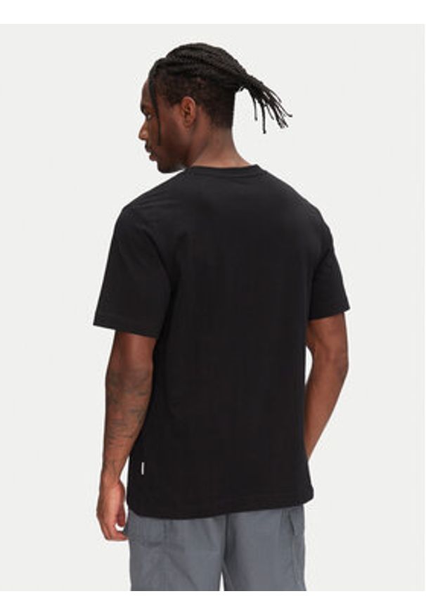 Jack & Jones - Jack&Jones T-Shirt Varenna 12273162 Czarny Regular Fit. Kolor: czarny. Materiał: bawełna