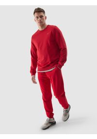 4f - 4F Spodnie dresowe joggery męskie - czerwone L. Kolor: czerwony. Materiał: dresówka. Wzór: ze splotem, gładki, jednolity #1