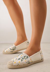 Born2be - Beżowe Espadryle z Plecionką i Kwiatowym Haftem Alenara. Okazja: na spacer, na co dzień. Kolor: beżowy. Materiał: jeans. Wzór: haft, kwiaty. Sezon: lato. Styl: casual, elegancki #1