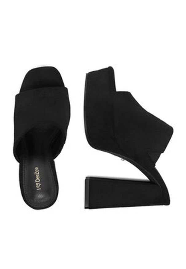 DeeZee Klapki F7979-1 Czarny. Kolor: czarny. Materiał: materiał
