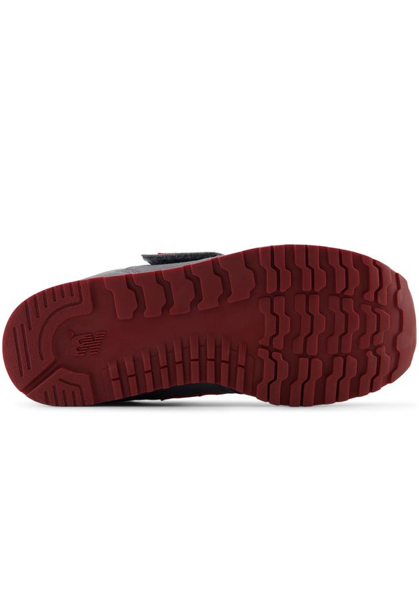 Buty dziecięce New Balance YZ373VM2 – szare. Zapięcie: rzepy. Kolor: szary. Materiał: syntetyk, materiał, guma. Szerokość cholewki: normalna. Model: New Balance 373