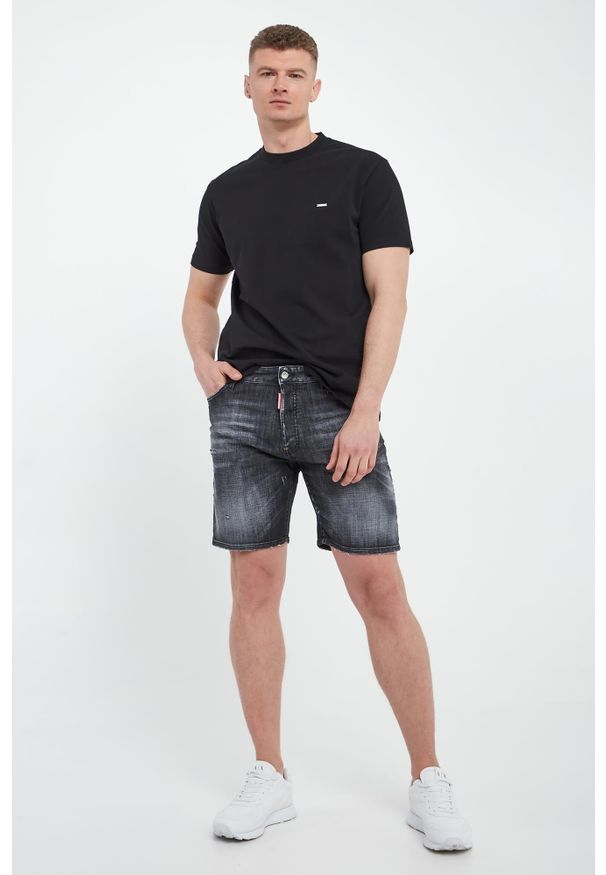 Szorty jeansowe Marine DSQUARED2. Materiał: jeans. Styl: marine