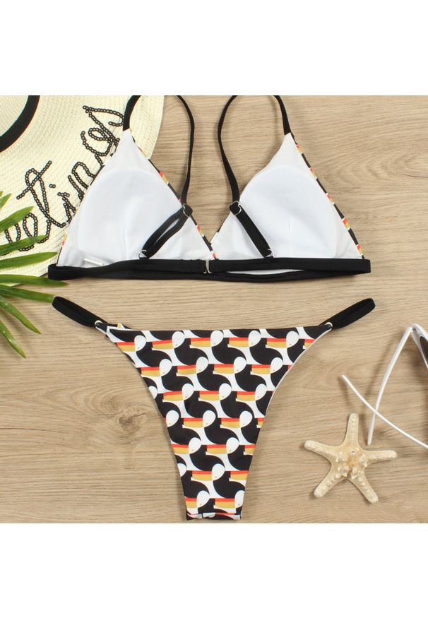 Intica - Dwuczęściowe bikini usztywniane na plażę i basen Jamee. Kolor: wielokolorowy. Materiał: materiał. Długość: długie