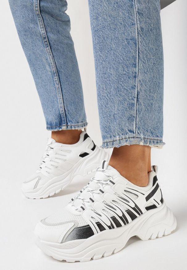 Born2be - Białe Sneakersy na Grubej Podeszwie Pocalla. Okazja: na co dzień. Kolor: biały