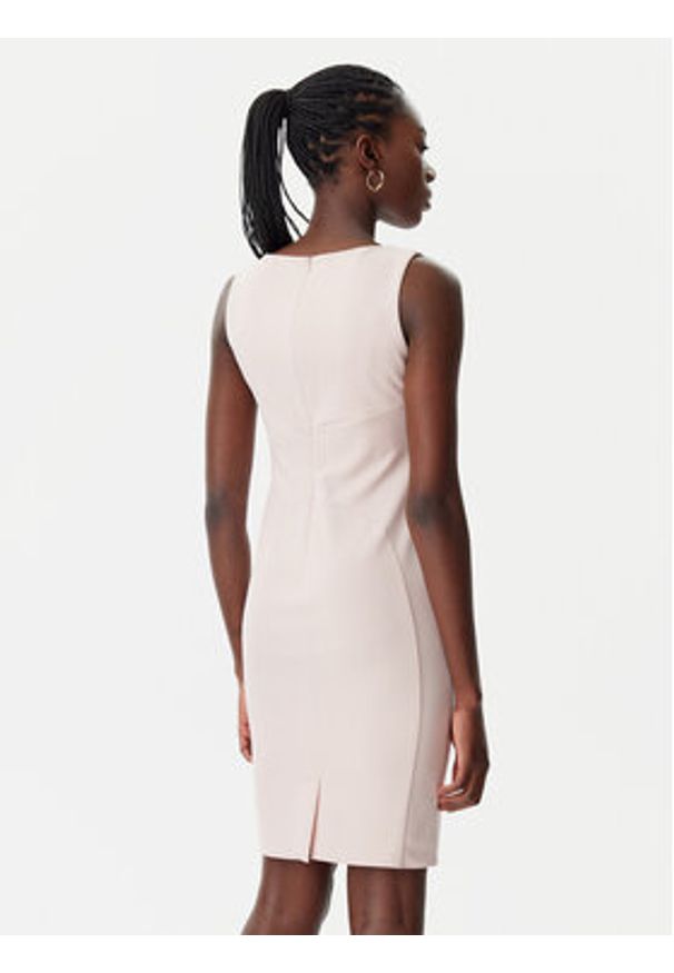 Rinascimento Sukienka koktajlowa CFC0122877003 Różowy Regular Fit. Kolor: różowy. Materiał: syntetyk. Styl: wizytowy