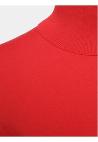 Sisley Golf 14ETM2178 Czerwony Regular Fit. Typ kołnierza: golf. Kolor: czerwony. Materiał: wiskoza